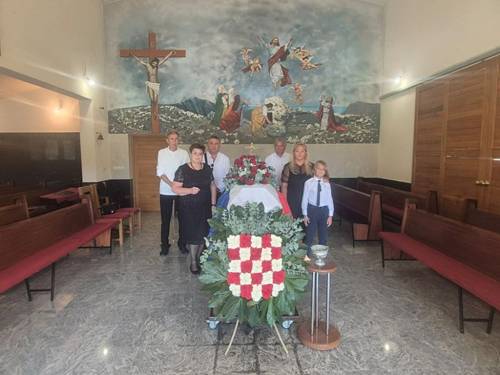 Ankica Todori� pokop 04