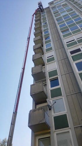 Velenje, 2016-08-25.g., višinsko delo na balkonih