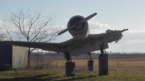2016-02-24.g., BELICA  školski avion kojeg je JNA raketirala - huaaaaa