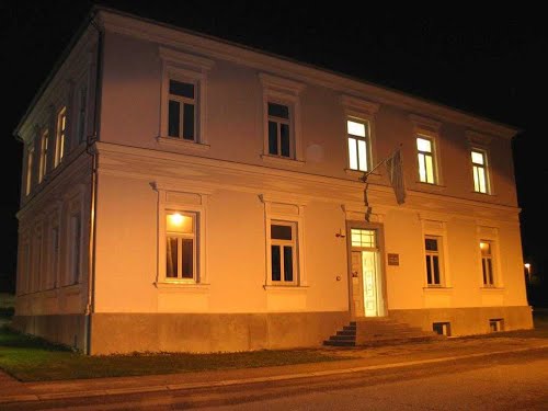 2014-04-26.g., Veliko Trgovišće:  Spomen škola dr. Franje Tuđmana