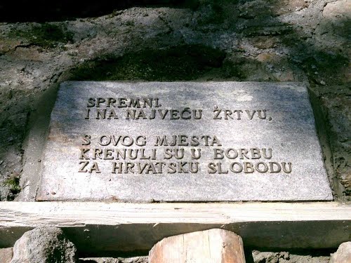 Garanas (lipnja 1972.g.),  mjestu kampa za obuku u Garanasu kod Graza u Austriji, gdje se Skupina Fenix 72 pripremala za upad u Jugoslaviju