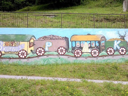 Paka pri Velenju, 2013-06-28.g., šolski grafiti