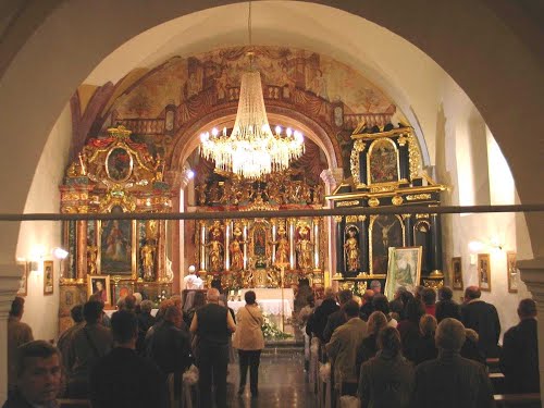 Kamensko, 2010-09-11.g., u crkvi Majke Božje Snježne (bila jednom tu četnička štala)