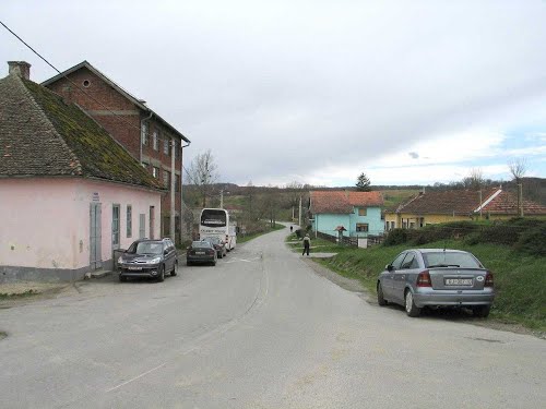 Donji mosti 2013-04-13.g., kuče i ljudi stoljeća