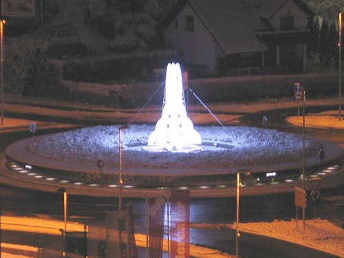 Velenje, 2012-12-04.g., nočne lepote v krožišču