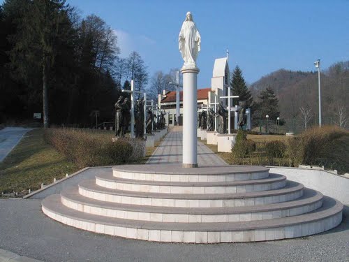 Macelj - Fruki 2011-03-05.g.: Spomen obilježje komunističkih zločina