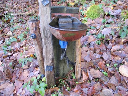 Topolšica - Lom 2010-11-13.g., gozdni napajalnik za živali