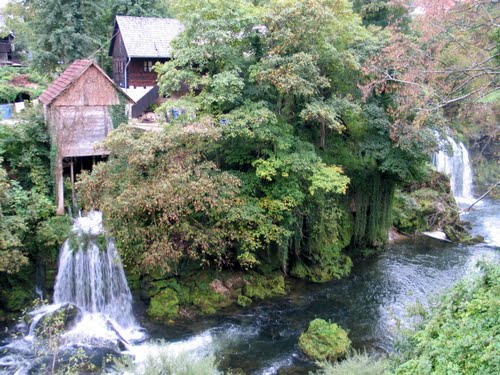 Slunj - Rastoke 2010-09-11.g., rijeka Korana i slapovi Sljunćice