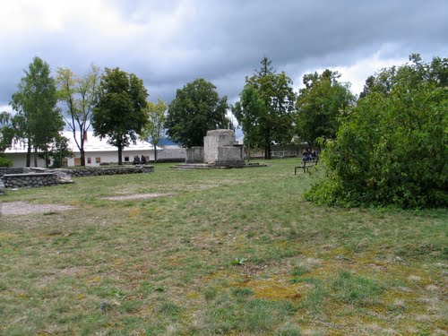Udbina 2010-09-11.g.: komunističko nasilje na naljepšem mjestu grada