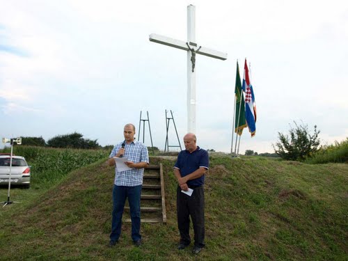 Gornji Hraščan 2010-08-05.g. Počast žrtvama komunističnog genocida povodom Dana pobjede