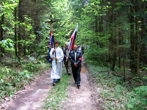 Crngrob 2010-05-16.g.: dan sječanja i komemoracija komunističkim žrtvama