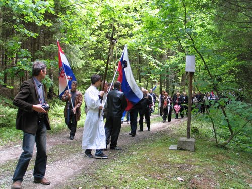 Crngrob 2010-05-16.g.: dan sječanja i komemoracija komunističkim žrtvama