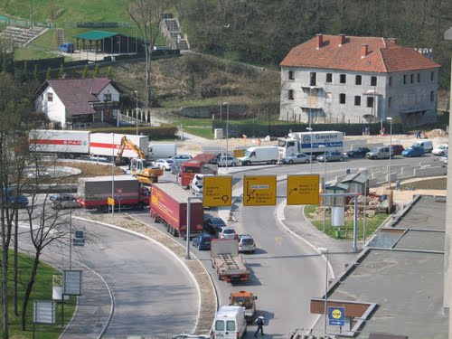 Velenje 2009. leta, gradnja krožišče pod Velenjskim gradom