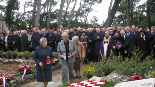 Daksa (21. okt. 2009.g.): komemoracija za komunističke žrtve iz 1944.g.