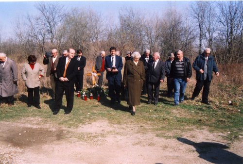 Varaždin 09-03-2002.g.: posjeta Dravskoj šumi - kraju masovnih komunističkih zločina