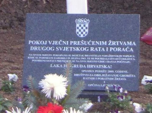 Kalnička kapela 10-11-2009.g., pokop žrtava poslije 66.godina