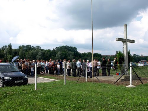 Otok Virje 08-06-2008.g., molitva za žrtve
