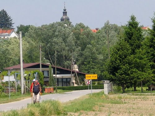 Otok Virje 11-05-2009.g., vječiti hrvatski Hodočasnici Dido i Čulo na putu Vukovar-Bleiburg