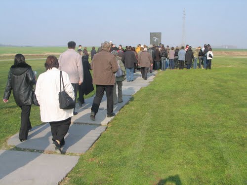 Ovčara 15-11-2008.g.:  hodočasnici iz Hrvatskog Zagorja
