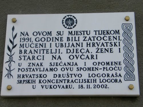Ovčara 15-11-2008.g.: hodočasnici iz Hrvatskog Zagorja poklonili se mučenicima