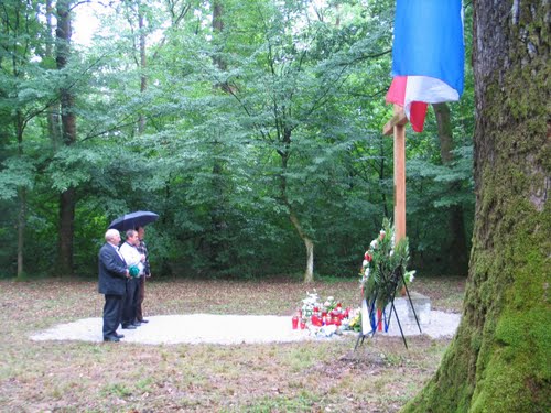 Jastrebarsko - Gović 22-06-2009.g.: udruga "Zagorski muževi" poklonili se žrtvam