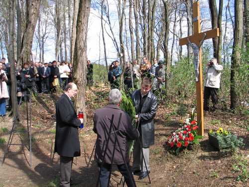 Štrigova 25-03-2007.g.: komemoracija za komunistične žrtve 1947.g. u Repovoj šumi