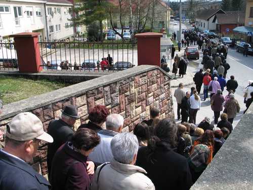 Štrigova 25-03-2007.g.: komemoracija za komunistične žrtve 1947.g. u Repovoj šumi (procesija)