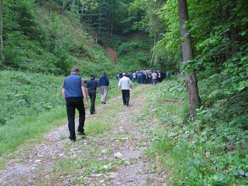 Huda jama, rov Svete Barbare 2007.g. hrvatski katolički hodočasnici