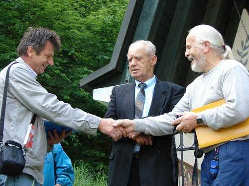 Huda jama, rov Svete Barbare 2007.g. hrvatski katolički hodočasnici - Hrvatsko povjerenstvo preuzima dokumente i ključeve kapele