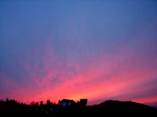 Velenje 2007.leta: zarja nad gradom