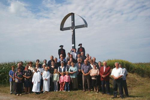 Gornji Hraščani - grobište Sep (2006.g.): hodočašče kod grobišta komunističkih žrtava