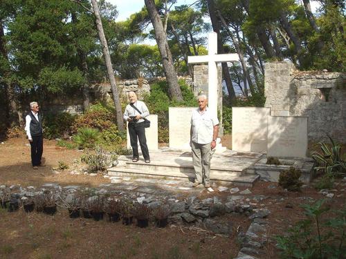 Daksa (2008.g.): grobište komunističkih zločina 1944.g.