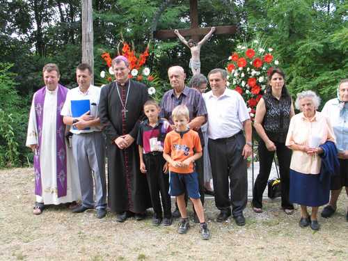 Veliki Lovrečan (slika 2006.g.): zajednička slika kod stratišta Križara