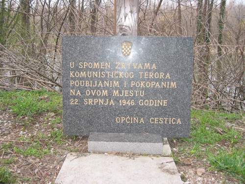 Veliki Lovrečan (slika 2004.g.): spomen obilježje udbaškoj likvidaciji domačina 1946.g.