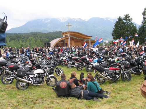 Bleiburško polje 2008.g.: HRVATSKI KRIŽNI PUT - bilo vas je lijepo vidjeti