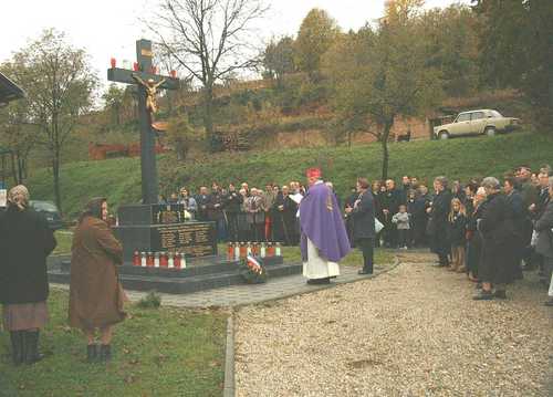 Čukovec 2003.: posvečenje spomen križa komunističkih žrtava